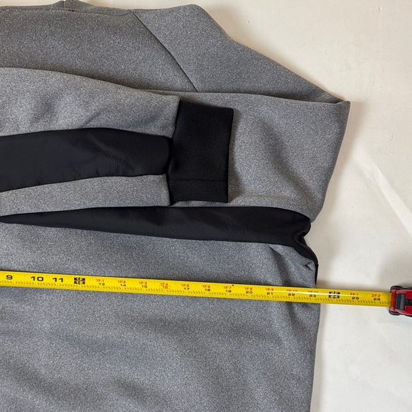 Nike Men's 2XL Windrunner Hoodie Jacket in Gray and Black - Picture 7 of 9